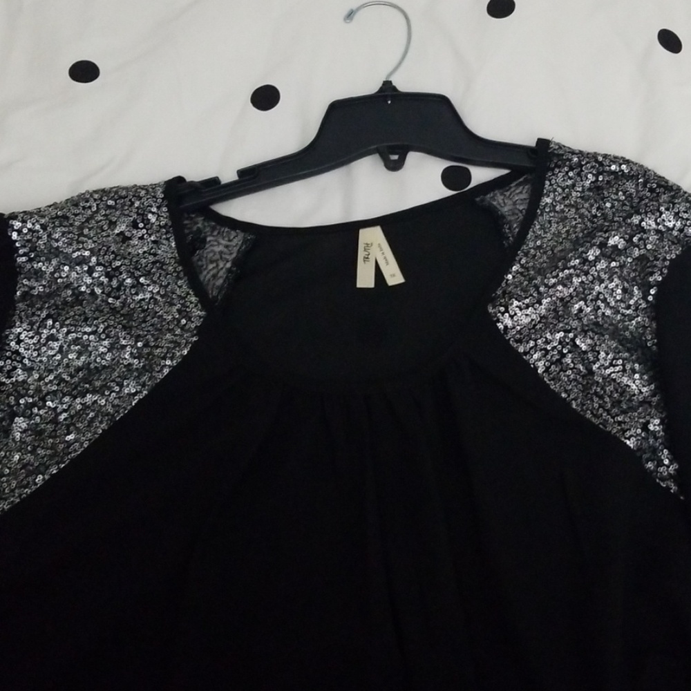 Blouse - Picture 3 of 8